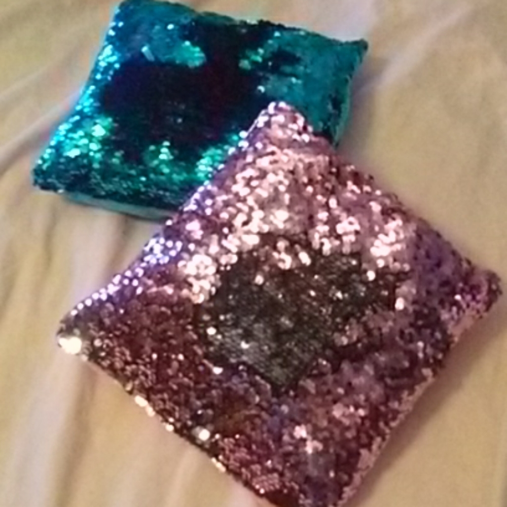 Interchange Color Sequin Mini Pillows